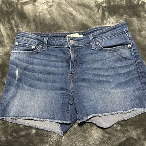 Levi shorts size 14